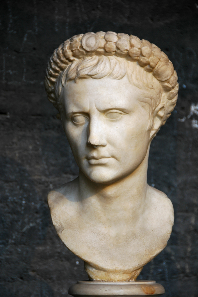 Augustus. Октавиан август.